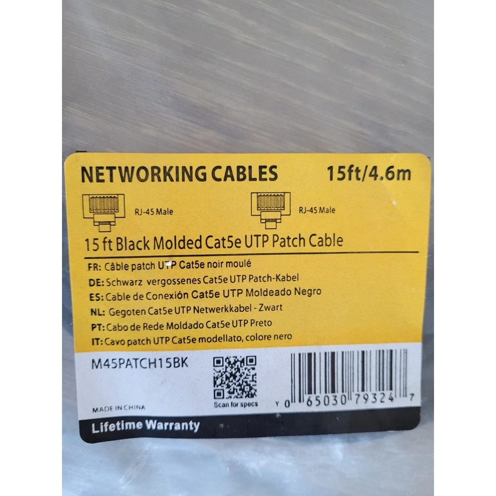 StarTech.com‎ 15ft Black Molded Cat5e UTP Patch Cable - Networking Cables